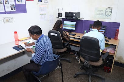 Repairing House (RH) business photograph