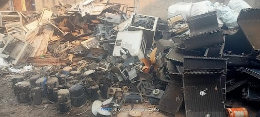 OLD SCRAP KABADI WALA business photograph