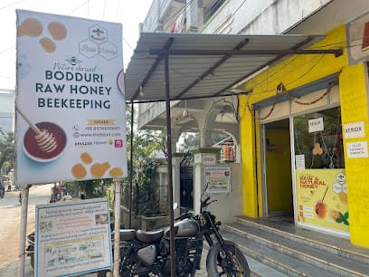 Bodduri Raw Honey business photograph