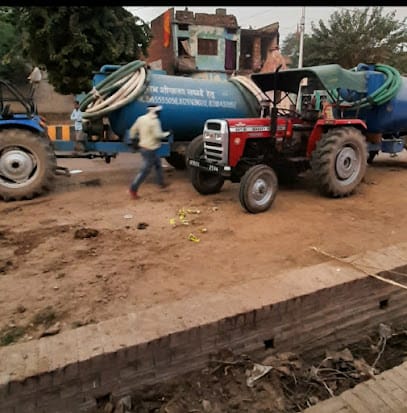 Swachh Samaj septic tank cleaning business photograph