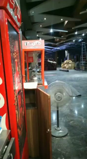 V. ELECTRONIC business photograph