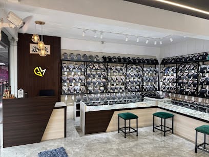 Glamup Bridal Rental Store business photograph