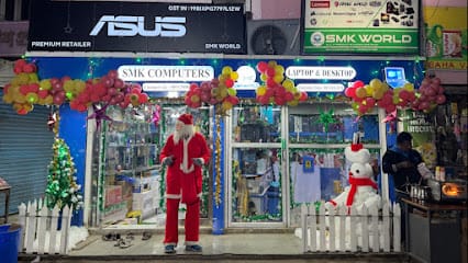 SMK World business photograph