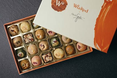 WICKED by Aarti Gupta business photograph