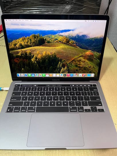 ROYAL COMPUTERS AND SERVICES business photograph