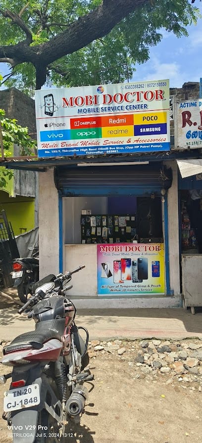 Mobi doctor mobile service center business photograph