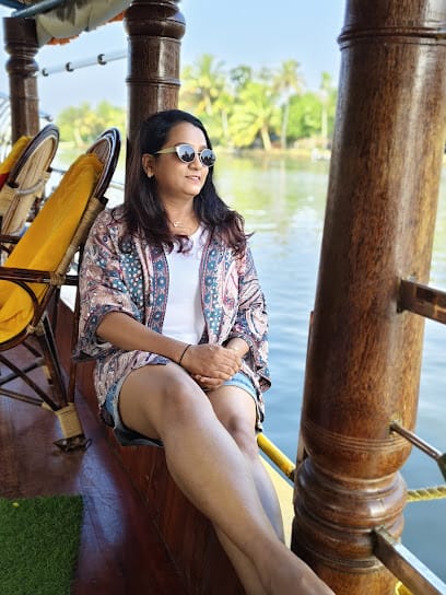 Alleppey Shikara Boat By Aaron Shikara Cruise business photograph