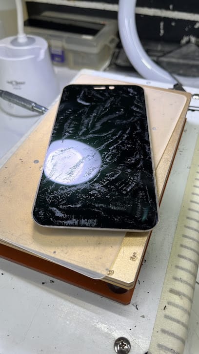 Phone Doctor Mobile service centre. business photograph