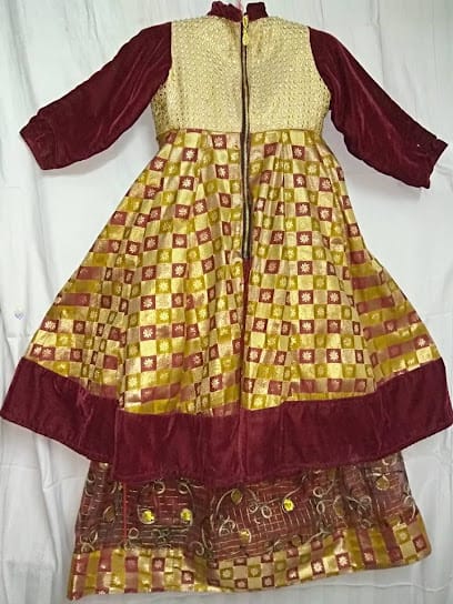 Spotlight On Style - Ladies Boutique business photograph