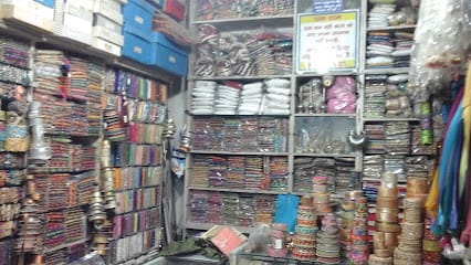 J.P.Tracer business photograph