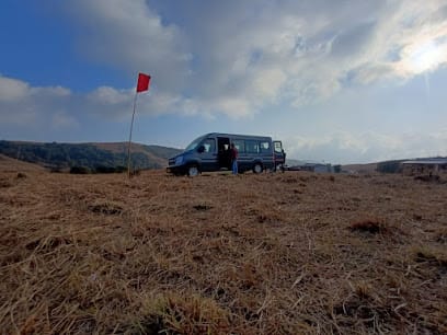 FuFu Gadi business photograph