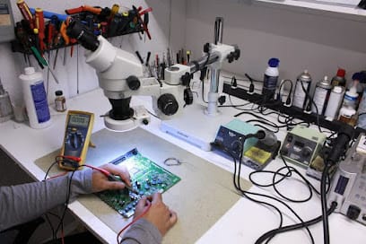 GLOBETECH INFO SOLUTIONS - LCD TV LED TV SMART TV REPAIR AND SERVICE ernakulam, kochi, kerala. business photograph