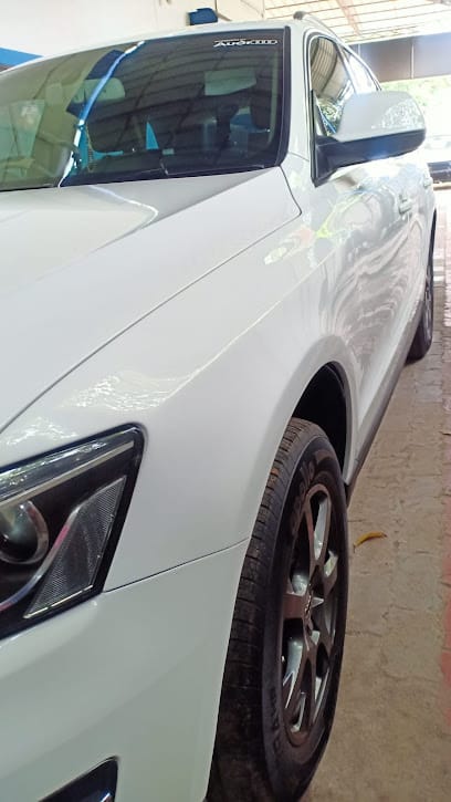 Chittilappilly Car Body Shop business photograph