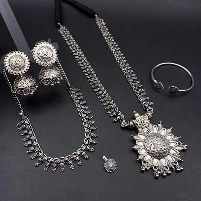 Reaaan Collections business photograph