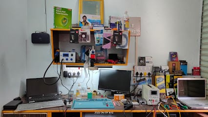 Chiplevel Service of Laptops (LAP Tech Dharwad) ಲ್ಯಾಪ್ ಟೇಕ್ ಧಾರವಾಡ business photograph