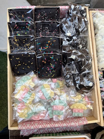 Little Sugar Bakery - Cakes & Chocolates by Neha Gupta business photograph