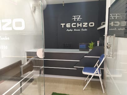 Techzo business photograph