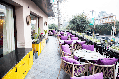 The Patiala Kkitchen - best restaurant in noida | Punjabi restaurant in noida | family restaurant in noida business photograph