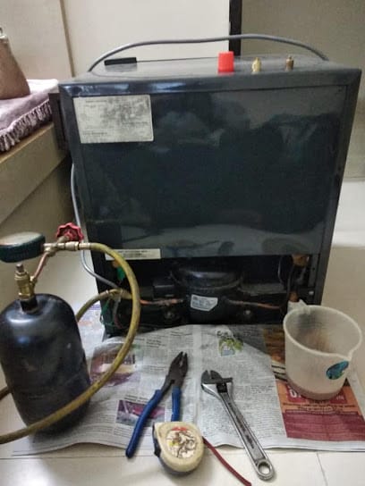 FREEZE WORLD SERVICE business photograph