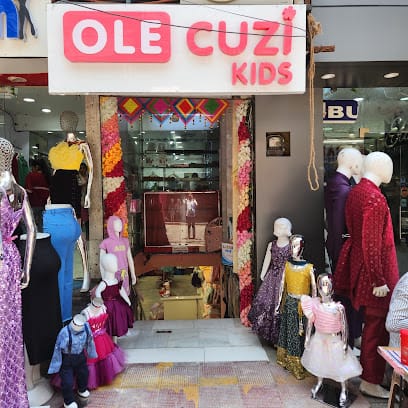 Olecuzi kids Tilak Nagar | best fashion shop in west Delhi for boys, girls dress, new born wear | toys and accessories business photograph