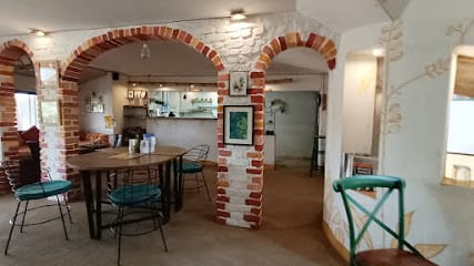 SUJU'S Artcafe business photograph