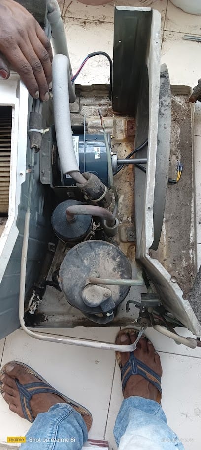 Mohit Rajput Electrician business photograph