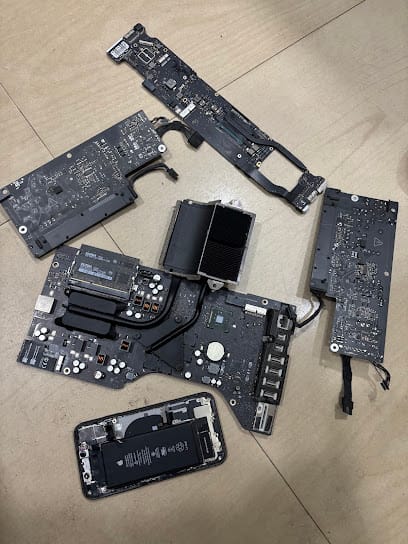 Apple Solutions business photograph