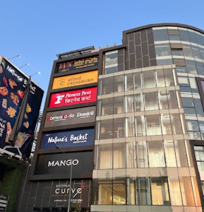 HomesToLife Singapore Juhu - Smart Sofas & Recliners, Living Room, Bed Room & Dining Room Furniture business photograph