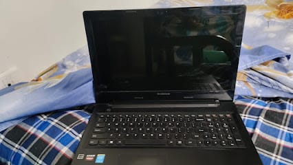 Laptop Hub business photograph