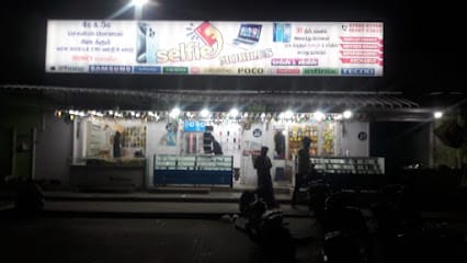 Selfie Mobiles business photograph