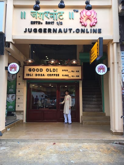 J U G G E R N A U T business photograph