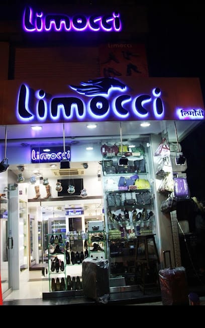 La- Vinchi Leather Shoppe business photograph