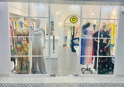 Golden Mirror business photograph