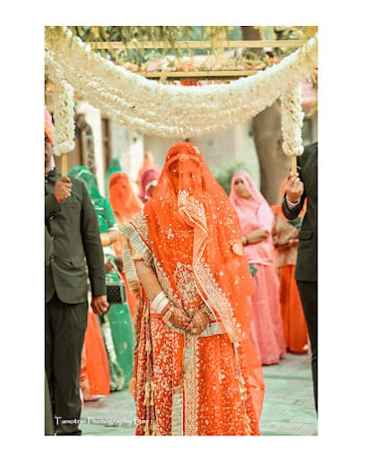 Tanotrai Photography Bmr business photograph