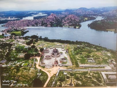 Hampi Auto-rickshaw and CAR service appu business photograph