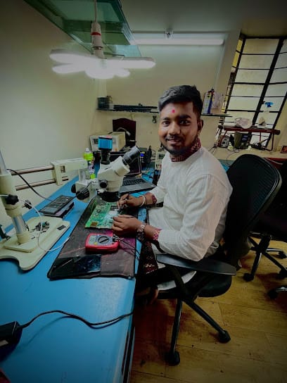 Hake IT World business photograph