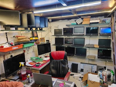 ComProWorld Laptop & Computer Sales and Service business photograph