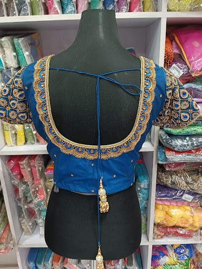 Fashion Hub Boutique and Tailoring business photograph