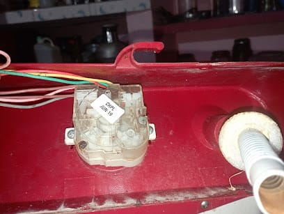 enthiran technologies യന്തിരൻ ടെക്‌നൊള്ള്ജിസ്‌. ഇവിടെ എല്ലാം ശരിയാക്കും business photograph