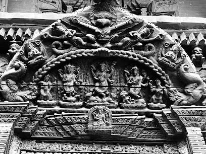 Ancient Temple Walking Tour's & Boat Tour's | Revolution Varanasi business photograph