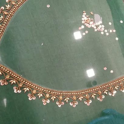 Red Beautic business photograph