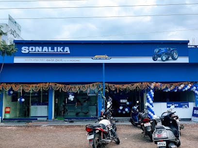 Venkatesh Tractors, Latur business photograph