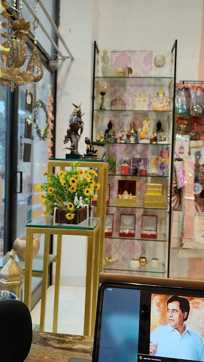 De Elegance Decor & Gift Gallery business photograph