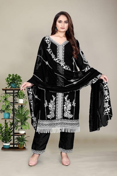 DSG WORLD FASHION WEAR , best manufacturer wholesaler trader in india. business photograph