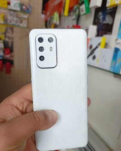 DHARM MOBILE SHOP SONIPAT business photograph