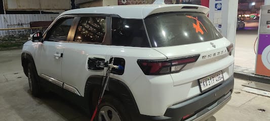 India Garage CNG KITS AND CNG TANK RETESTING business photograph