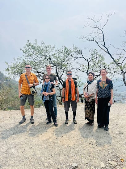 Mussoorie Travels | Mussoorie Taxi Service | Best Taxi Service in Mussoorie business photograph