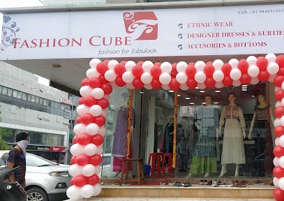 Fashion Cube Vadodara-Women's Clothing,Designer Wear Dresses Kurties Chaniya Choli,boutique,indo Western Palazzo suits,sarara business photograph