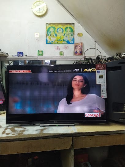 Video Sonata Electronic service shop business photograph