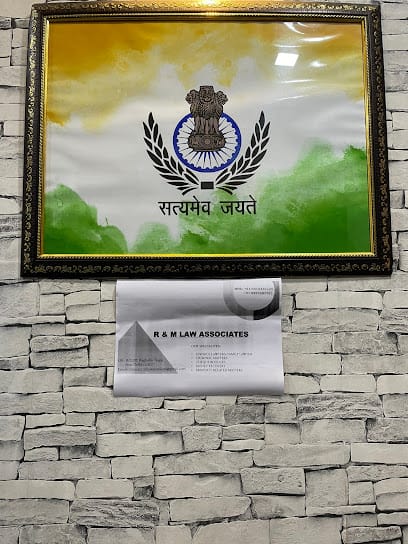 R & M Law Associates business photograph